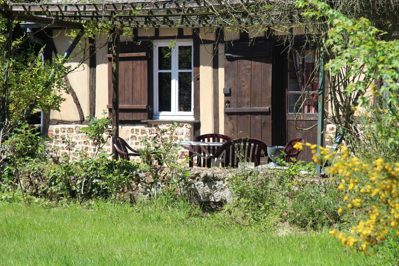 Le Pommenial De La Herissonniere Saint-Aubin-de-Bonneval Exterior foto